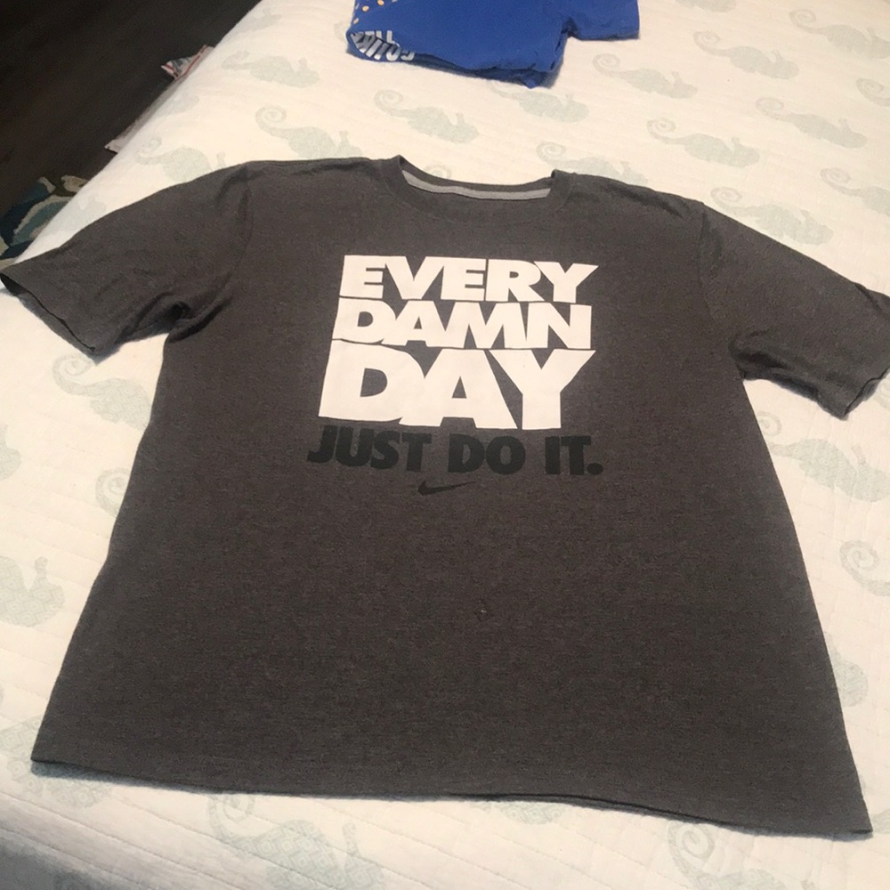Mens Gray Nike Logo Tee Shirt L Large